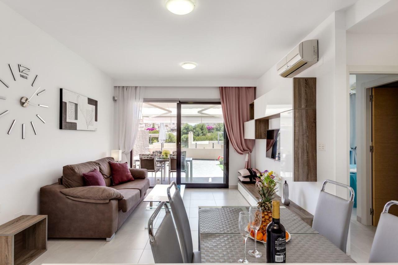 La Zenia Sabrina Apartment 5 オリウエラ エクステリア 写真